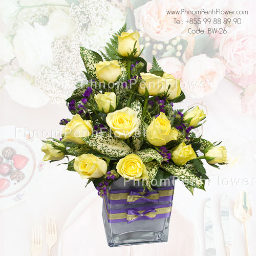 18 Yellow roses in glass vase, BW-26
