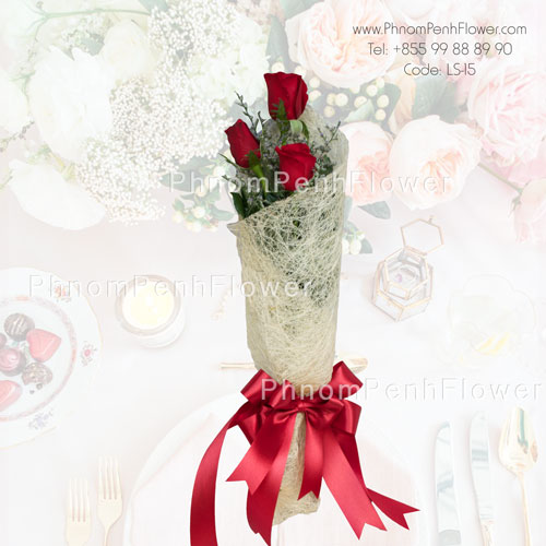 3 Red Roses Bouquet – LS-15