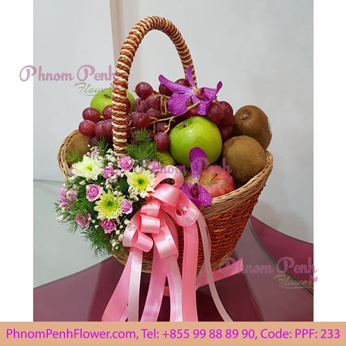 Classic fruits basket with flowers – PPF-233