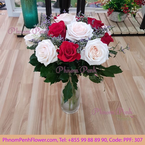 12 red & pink roses in glass vase, PPF-307