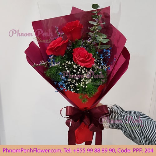 3 Red Roses Bouquet