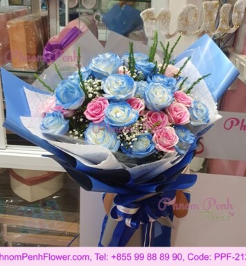 36 Pink & Blue Rose bouquet