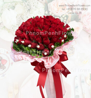 36 Red Roses hand bouquet