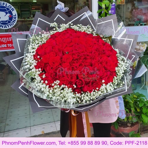 99 Stalks rose hand bouquet