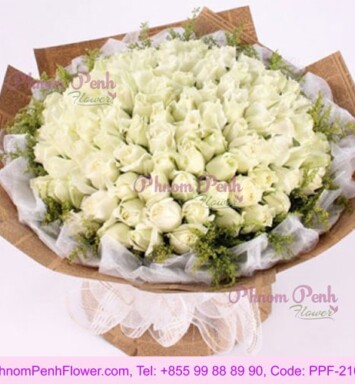 99 White roses bouquet