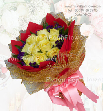 A Dozen yellow roses bouquet