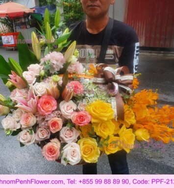 Basket of mixed rose & orchid