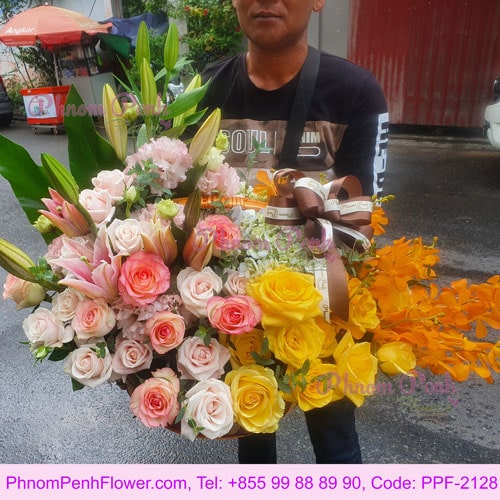 Basket of mixed rose & orchid