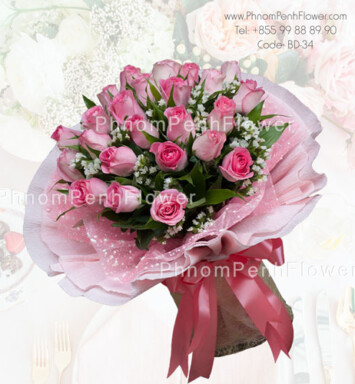 Bouquet of two dozen pink roses