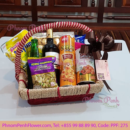 Good Tidings Holiday Gift Bag