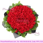 Lucky 99 Red rose bouquet