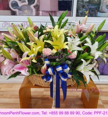 Mixed lily in basket