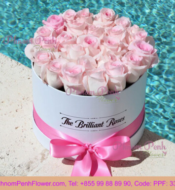 Pink Roses in Round Flower Box