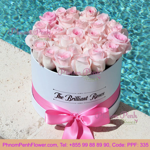 Pink Roses in Round Flower Box