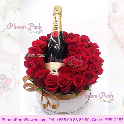 Red roses and champagne