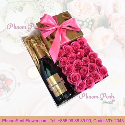 Roses, Champagne and Chocolate Gift Box