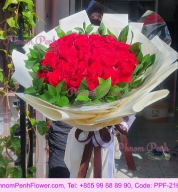 Sprinkle Dreams 52 Red Roses Bouquet