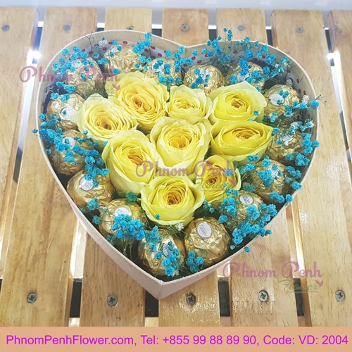 Preserve Yellow rose in box