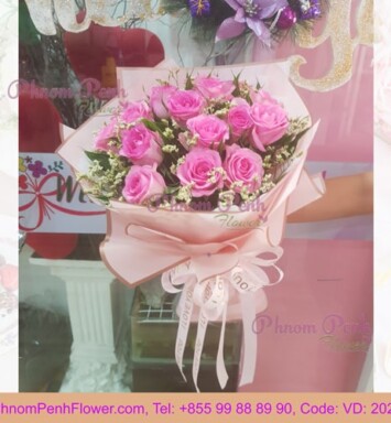 Bouquet of 12 Pink Rose