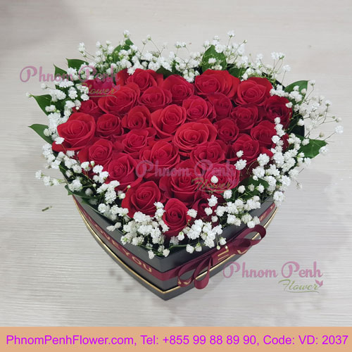 Red Rose in Heart Box