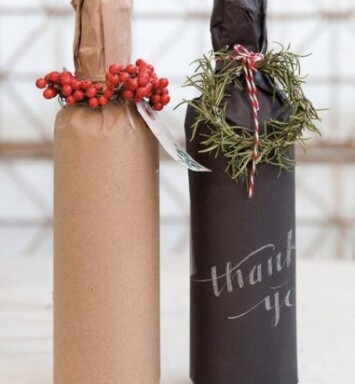 white and red wine gift